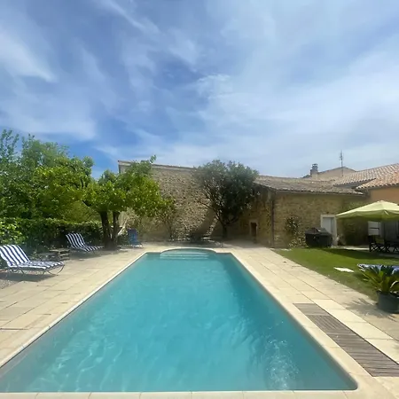 Bed & Breakfast Maison Des Bourgades 3*
