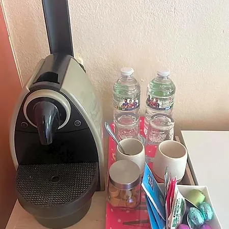 Couette-café Maison Des Bourgades 3*