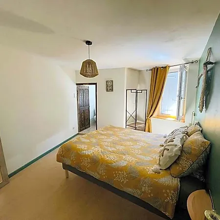 Maison Des Bourgades 3*
